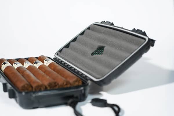 Founders Cigar Safe 5 Black Travel Humidor