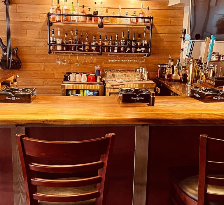 858364 6e4407e032ba4176a2f90f742934df23mv2 768x703