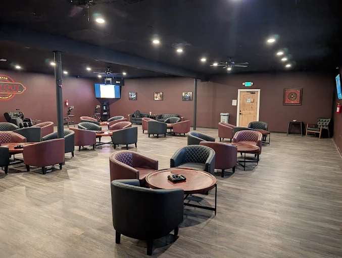 hey guy cigar lounge photo